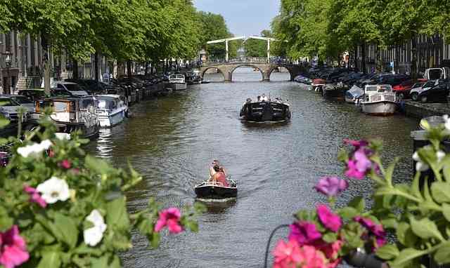 amsterdam canal