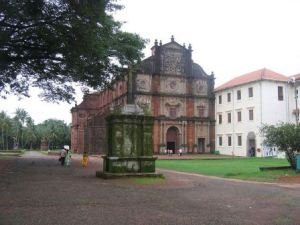 Basilica of Bom Jesus Top India Tourist Destinations Basilica of Bom Jesus