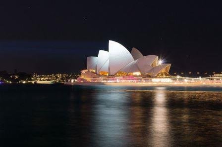  Sydney Opera House