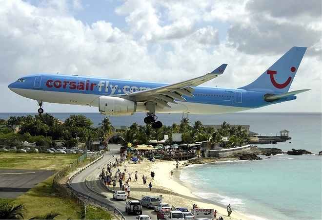 Maho Beach Sint Maarten